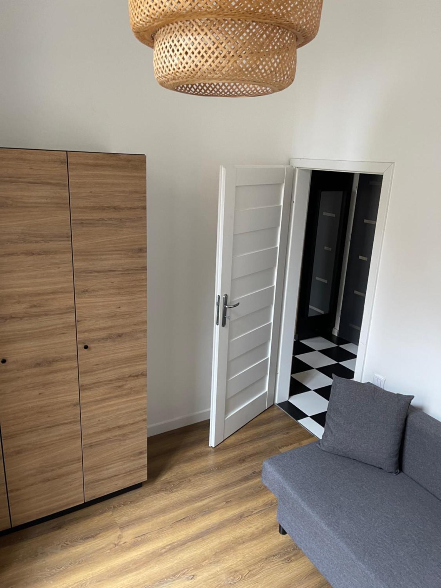 Urokliwy Loft W Ncl Kamienica Vabank 34 Lägenhet Łódź Exteriör bild